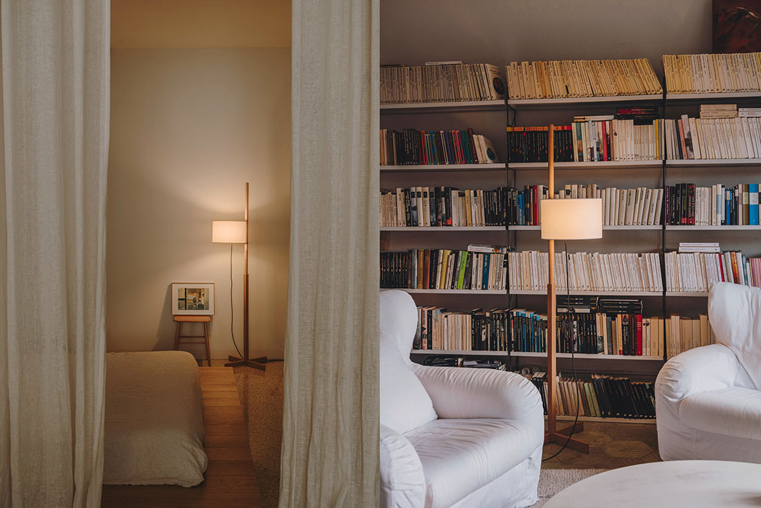 SANTA&COLE ���󥿡������� TMM FLOOR LAMP �ե������� Miguel Mila �ߥ��롦�ߥ� �ŵ���Ʊ�� ���� ���� �饤�� ���ڥ��� �̲�<br><br>1961ǯ�˥ߥ��롦�ߥ�ˤ��ǥ����󤵤줿TMM