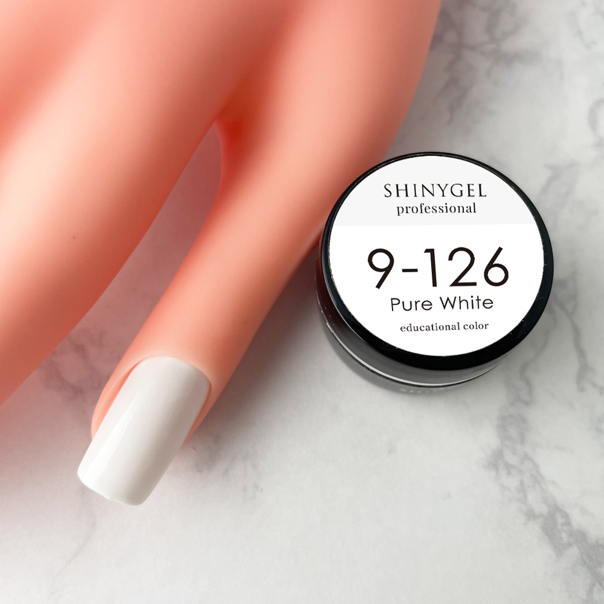 SHINYGEL Professional：カラージェル 9-126／ピュアホワイト 4g （シャイニージェルプロフェッショナル）［UV／LED対応○］（JNA／INA検定対応） $
