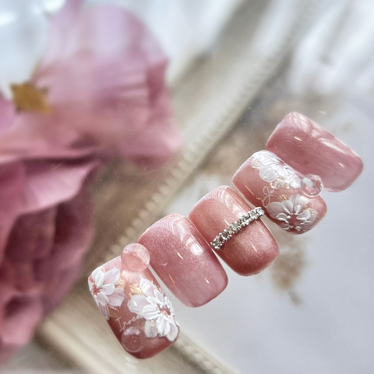 ella BY SHINYGEL nova：シルキーマグ　MG10　ポリッシュ型マグネットカラー／日本製マグネットパウダー使用★（エラバイシャイニージェルノヴァ）［UVLED対応○］ $