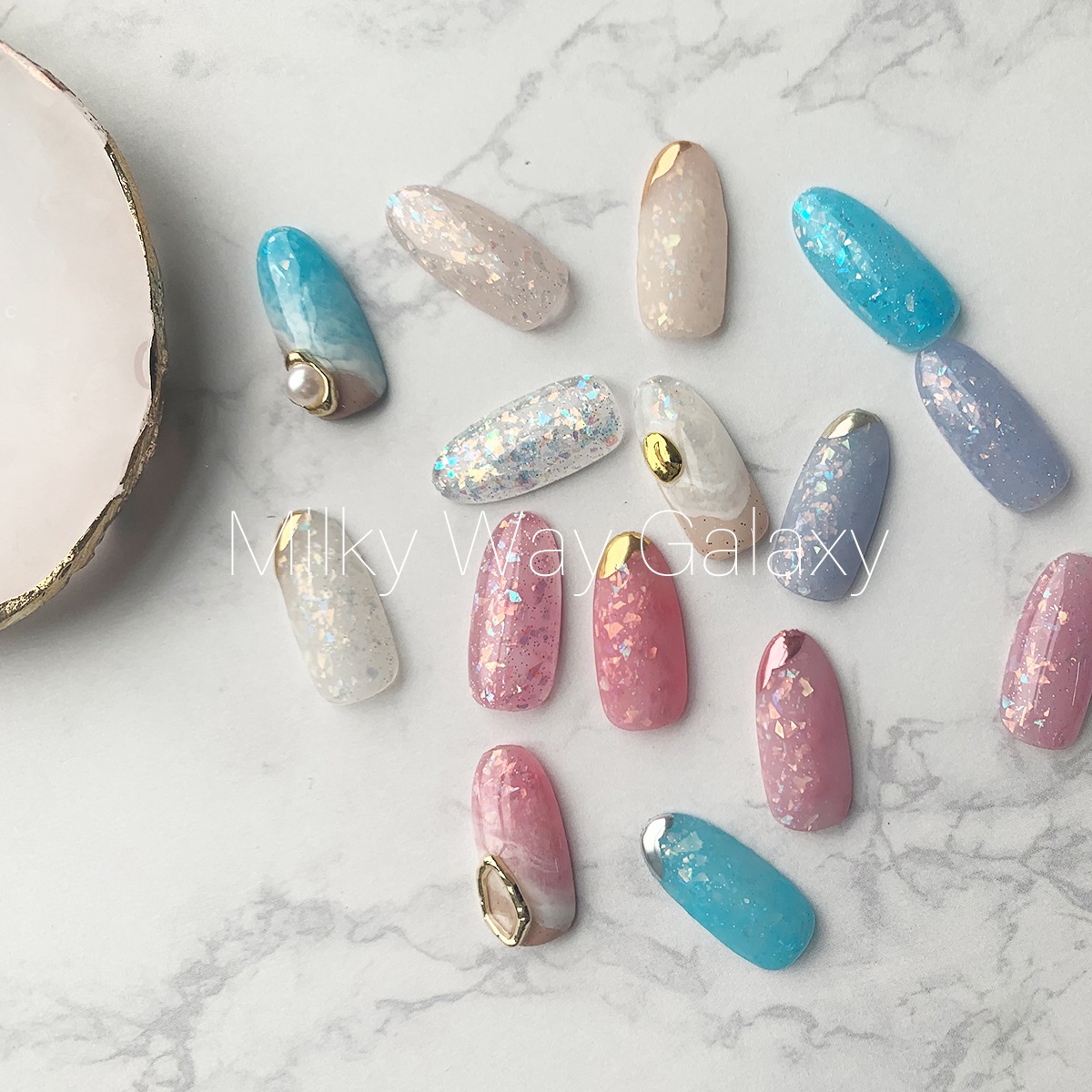 ella BY SHINYGEL nova：バイオマスカラージェル　1086　ギャラクシークリア（エラバイシャイニージェルノヴァ）［UVLED対応○］ $