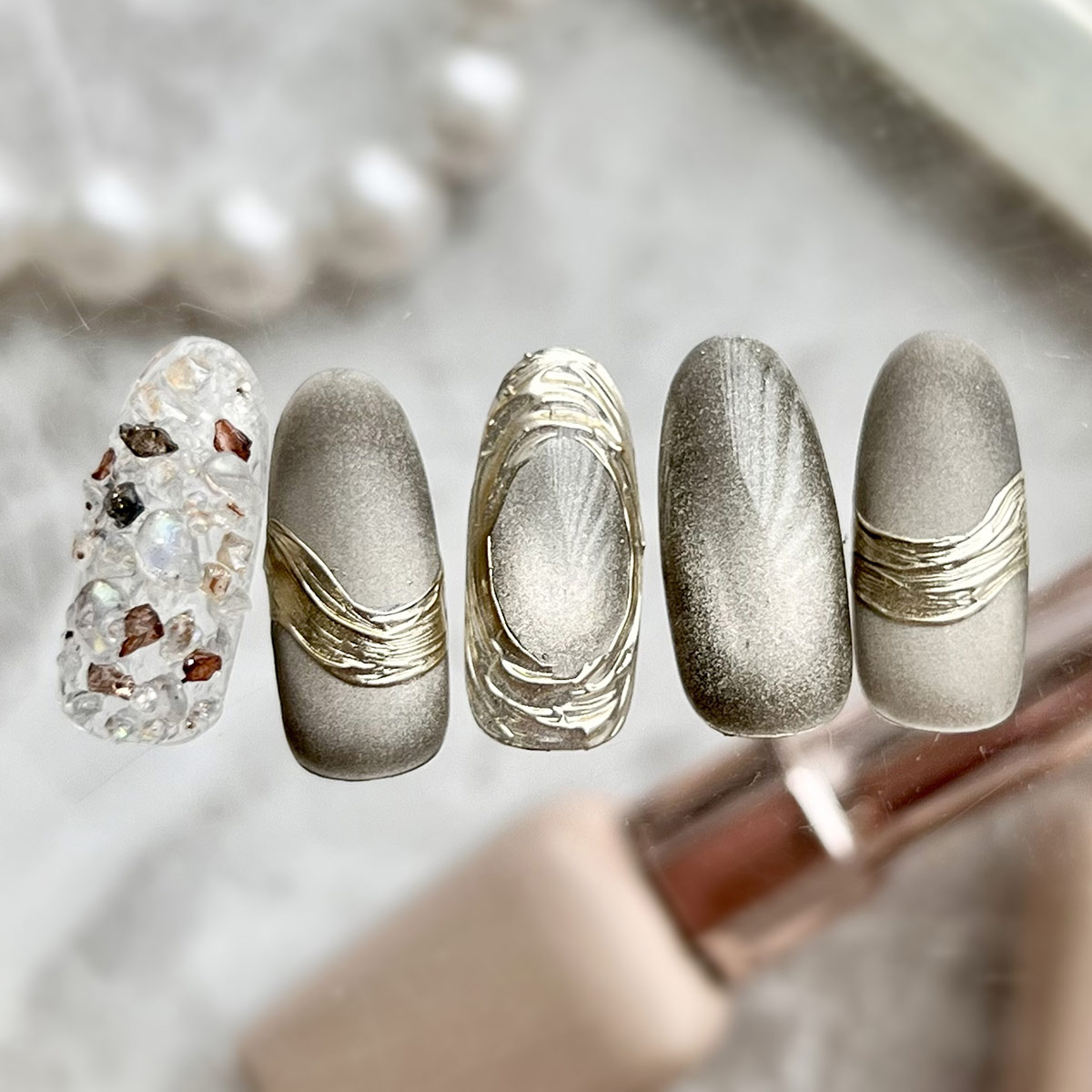 ella BY SHINYGEL nova：レトロマグコレクション　MG02　ポリッシュ型マグネットカラー／日本製マグネットパウダー使用★（エラバイシャイニージェルノヴァ）［UVLED対応○］ $