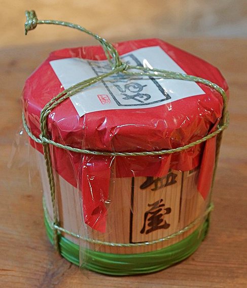えのきみそ2kg木樽入り｜えのき茸で仕込んだ旨みたっぷりのお味噌