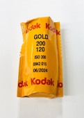 Kodak GOLD 200 120 (5本入りを分けました。)