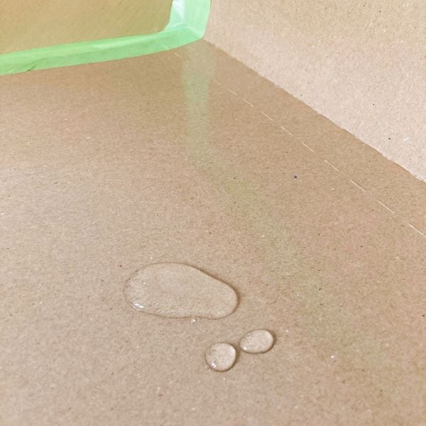 【あす楽対応】階段養生らくちんガードタイプ16枚入/床保護保護シートガードシート養生シート引っ越しDIY建築現場リフォーム撥水効果簡単カット簡単設置厚紙三層構造フィルム紙タイプ資材屋本舗オリジナル