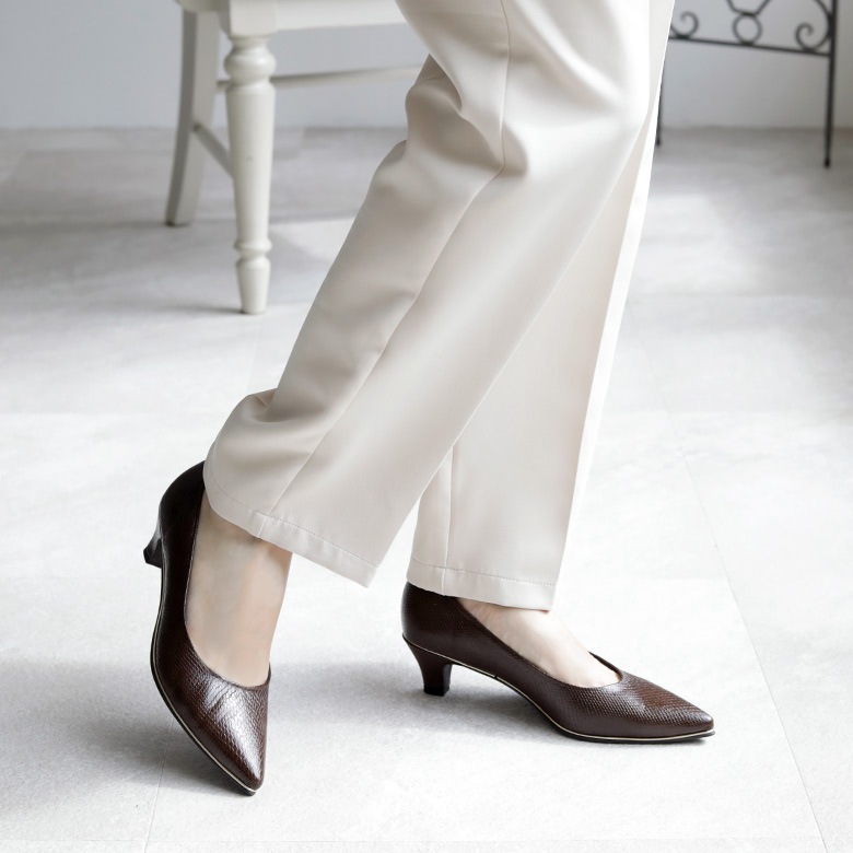 Pointed Toe Pumps [No.220]