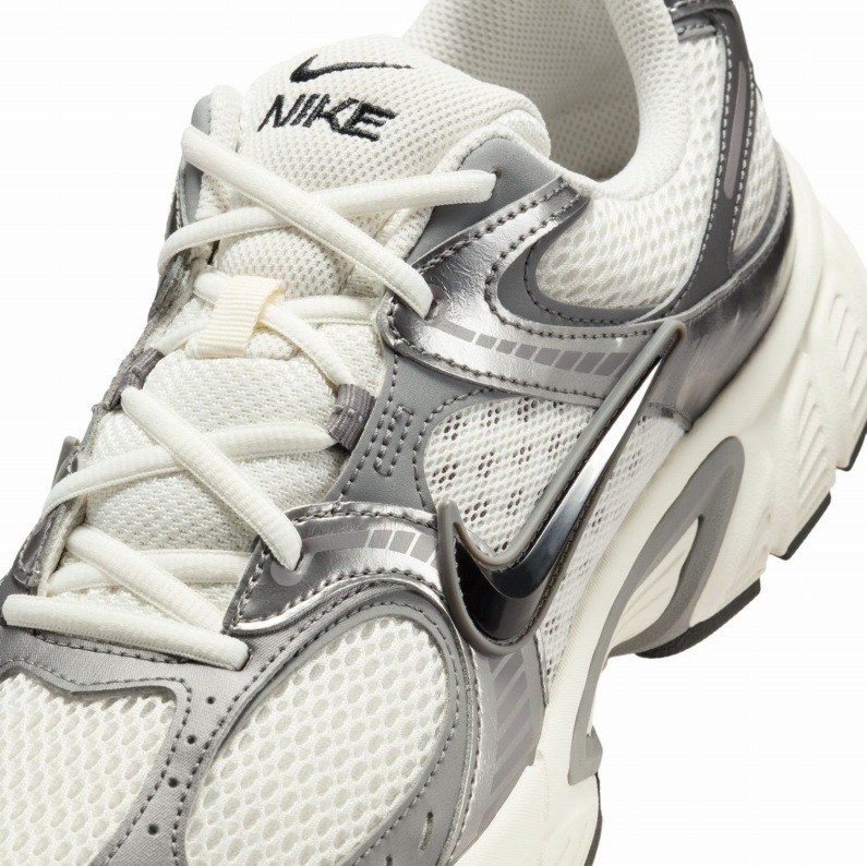 ナイキ NIKE メンズ スニーカー ナイキ V5 RNR HJ5228 009 NIKE V5 RNR ファントム/ブラック-ペンシルポイント-ペンシルポイント