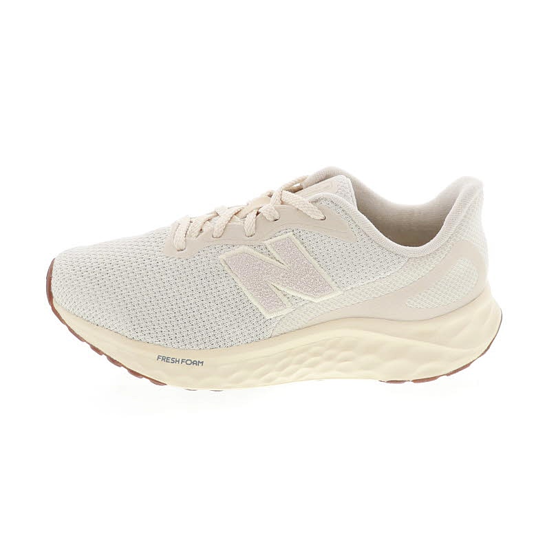 ニューバランス Fresh Foam Arishi v4 レディースランニングシューズ フィットネス ローカット スニーカー 運動靴 NB WARIASAW4 D幅 ベージュ