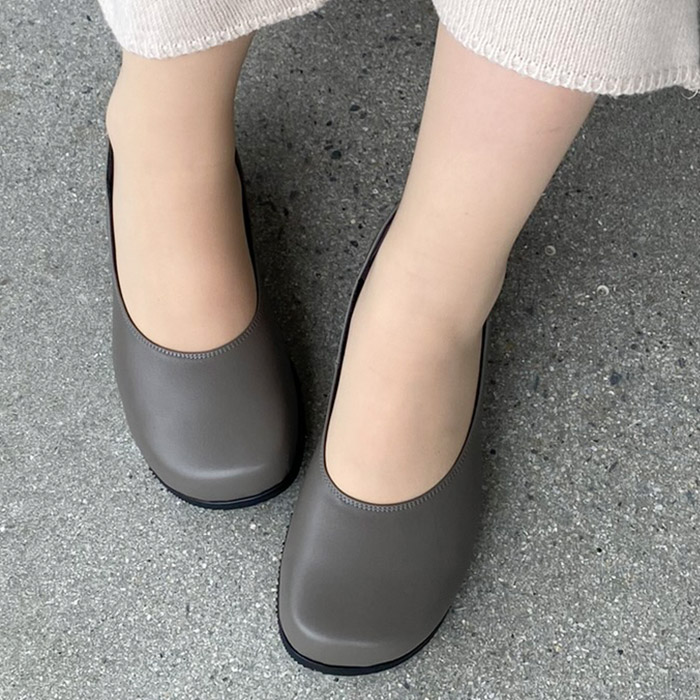 パンプス 本革 甲高 幅広 ヒール かわいい 外反母趾 5E はばひろ 痛く