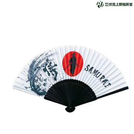 和柄扇子　黒染中彫