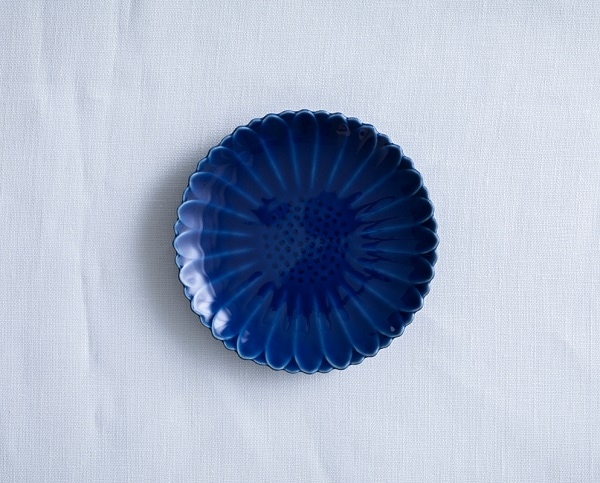 雷鳴〜紺碧〜　螺旋〜青金〜　凪〜Sakura〜　４号受け皿セット 波佐見焼 マリーゴールド プレートS ネイビー