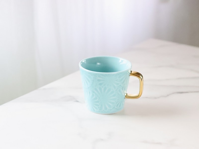 波佐見焼 マリーゴールド マグカップ ＋Gold 青白