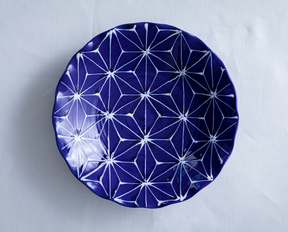 波佐見焼　ホワイトライン麻　スクエアプレートL 瑠璃 翔芳窯 波佐見焼 ホワイトライン麻 波プレート L 瑠璃