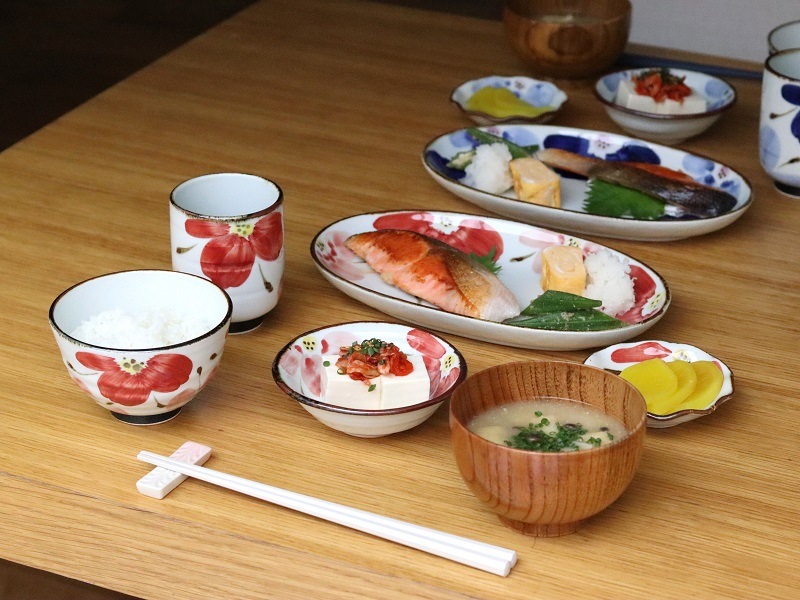 波佐見焼 花々 布目楕円プレート 赤