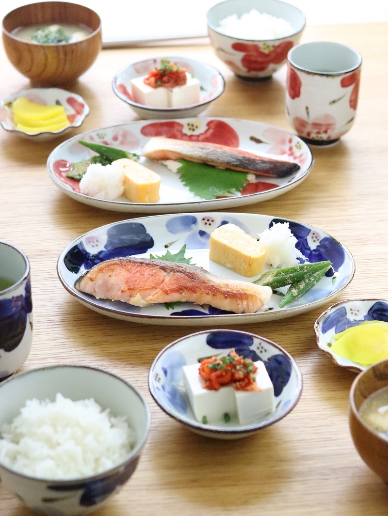 波佐見焼 花々 布目楕円プレート 赤