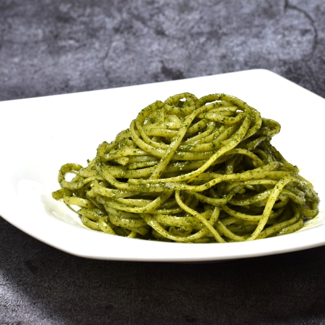 クレマ・ディ・バジリコ （ジェノベーゼソース）と冷凍生パスタセット(1人前)