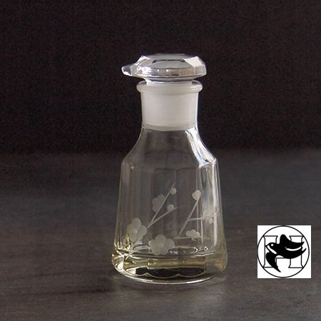 廣田硝子｜醤油さし 江戸花切子 しょうゆ差し 冬・梅 垂れない 液だれしない 調味料入れ 日本製 レトロ 家庭用 業務用