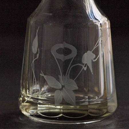 廣田硝子|醤油さし 江戸花切子 しょうゆ差し 夏・朝顔 垂れない 液だれしない 調味料入れ 日本製 レトロ 家庭用 業務用