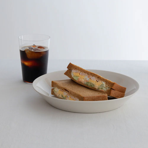 yumiko iihoshi porcelain × 木村硝子店｜皿 dishes 230 plate (ivory) アイボリー 丸皿 おしゃれ 電子レンジ 食洗機対応