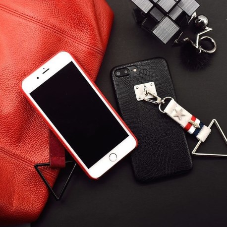 iphoneケース/スタッズ/レザー/黒/ブラック