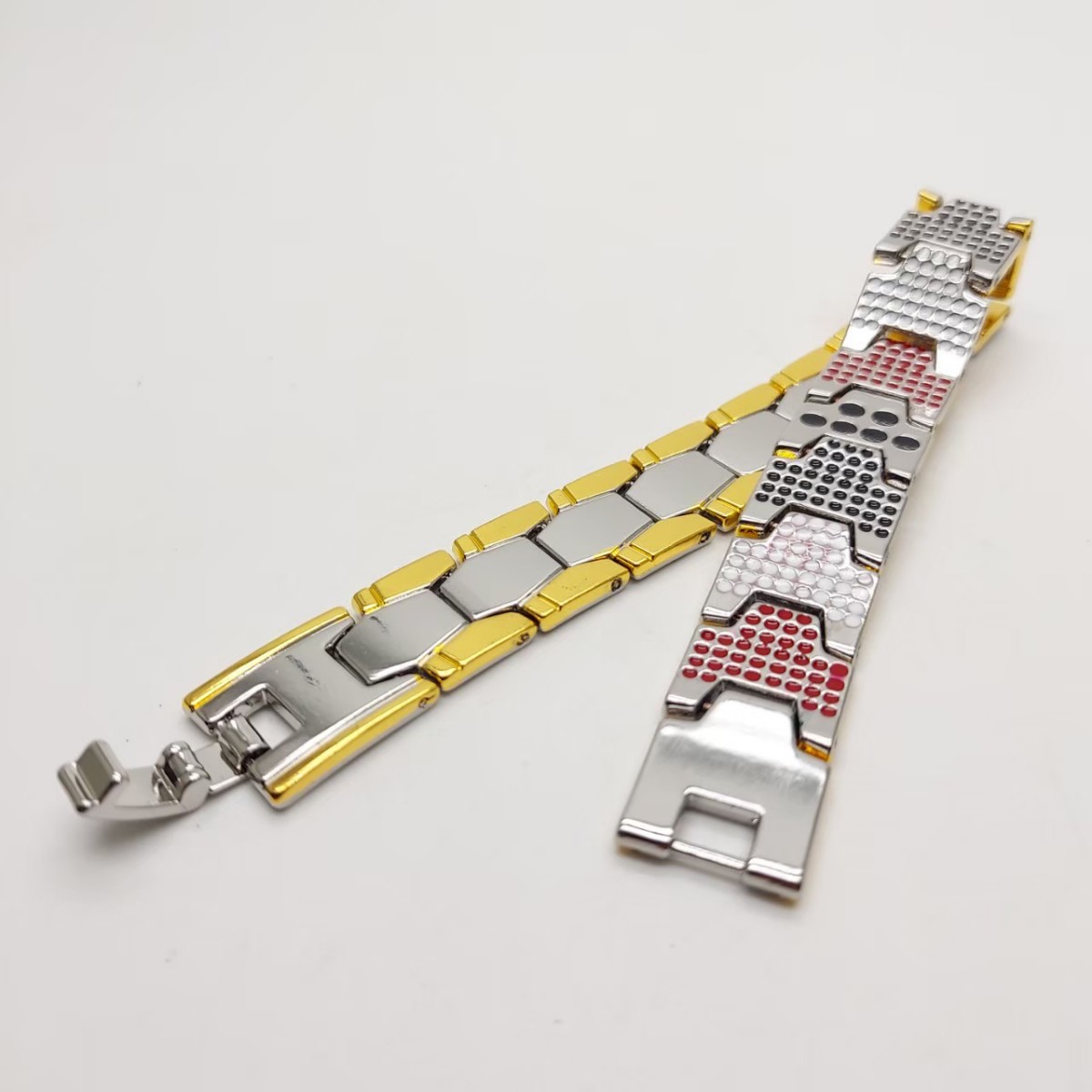 T246 ���� ����ޥ˥��� ���� ���ʼ� �֥쥹��å� ����С� �������