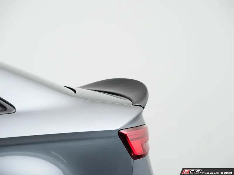 Audi A3 / S3 トランクスポイラー グロスブラック | AUDI A3 S3