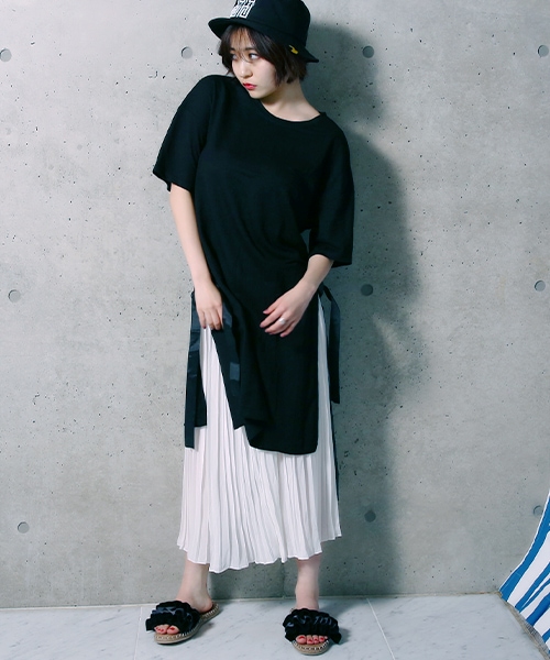 T-shirt dress & pleated skirt set