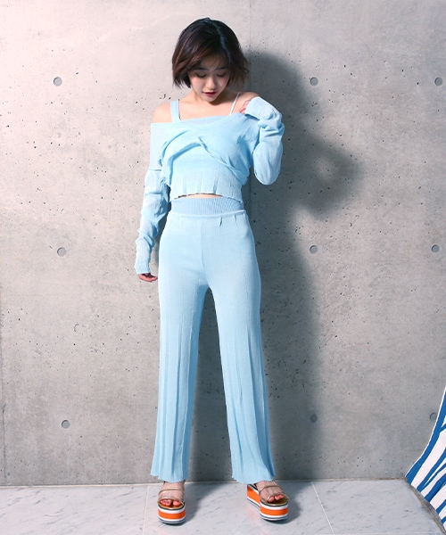 ニットセーターセットアップ