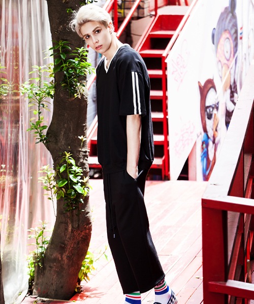 SLEEVE STRIPED TELI-SYATU　BLACK