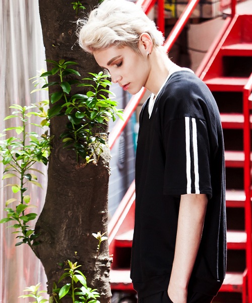 SLEEVE STRIPED TELI-SYATU　BLACK