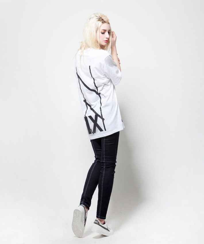 BIG LINE T-SHIRT