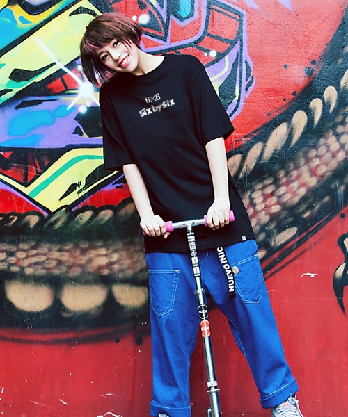 FRONT LOGO T-SHIRT