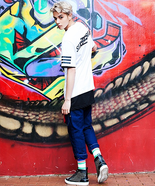 THREE LINES T-SHIRT