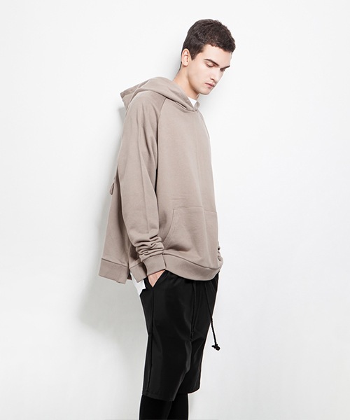 REVERSE HOODIE