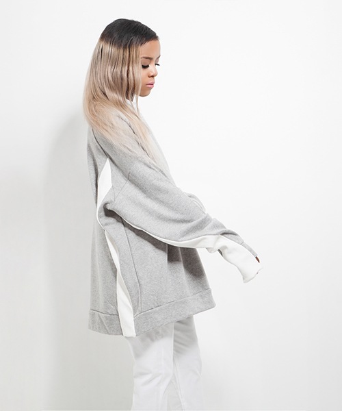 SWITCHING SWEATSHIRT