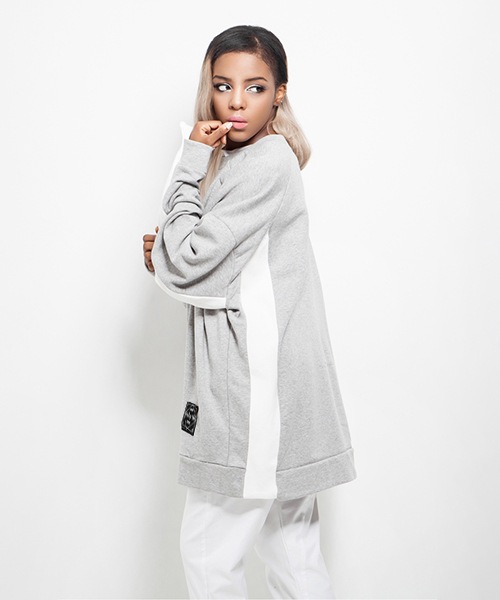 SWITCHING SWEATSHIRT
