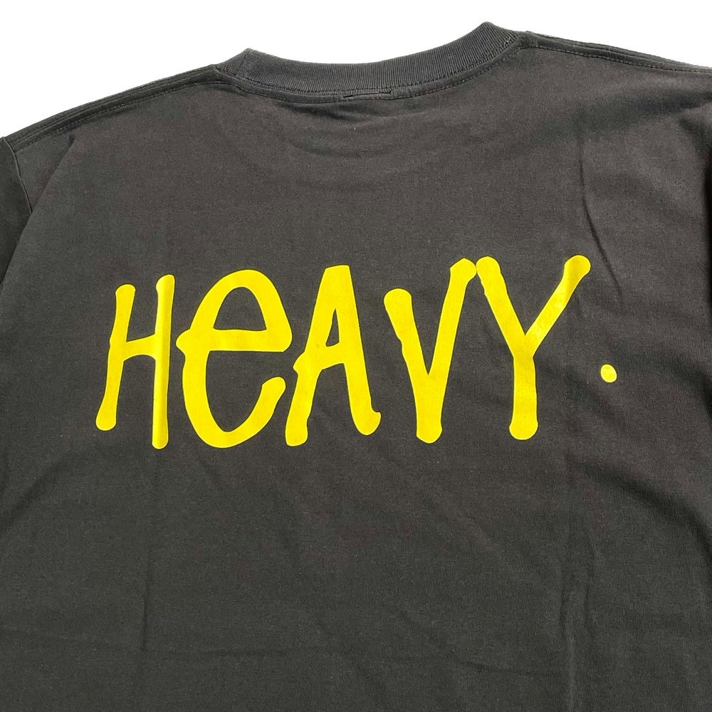 heavy. إ street tee