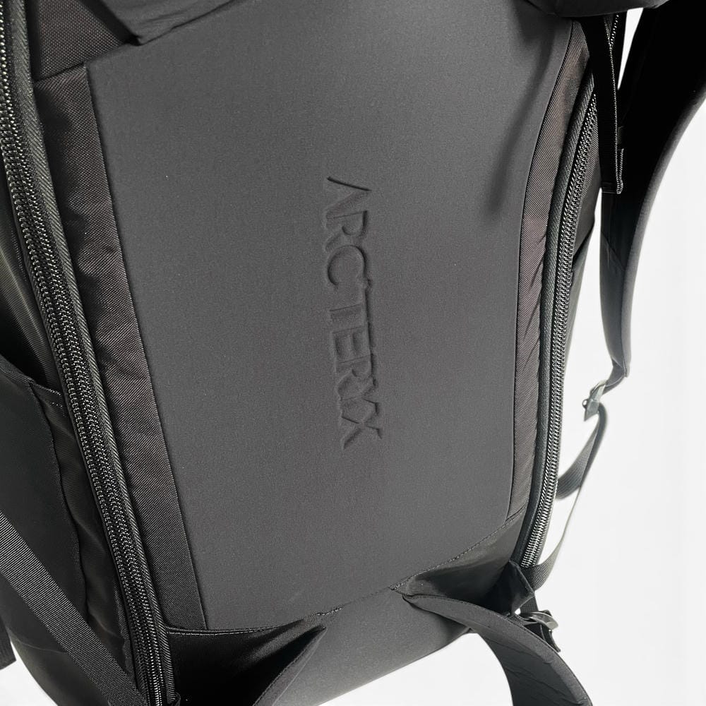 �������ƥꥯ�� ������ 50 �Хå��ѥå� Verro 50 Backpack Black
