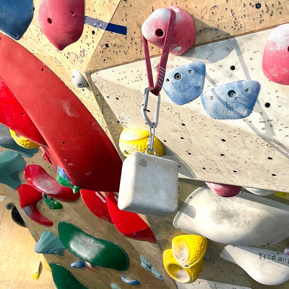 RUSTAM CLIMBING Hanging Pinch