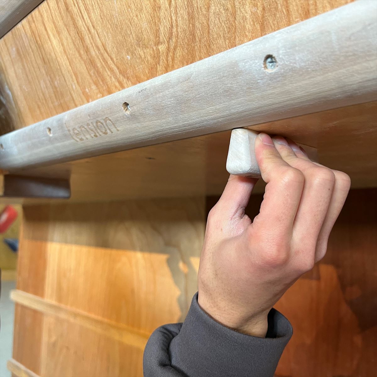 RUSTAM CLIMBING Small Pinch Incut