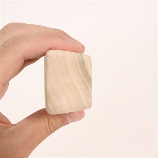 RUSTAM CLIMBING Small Pinch Incut