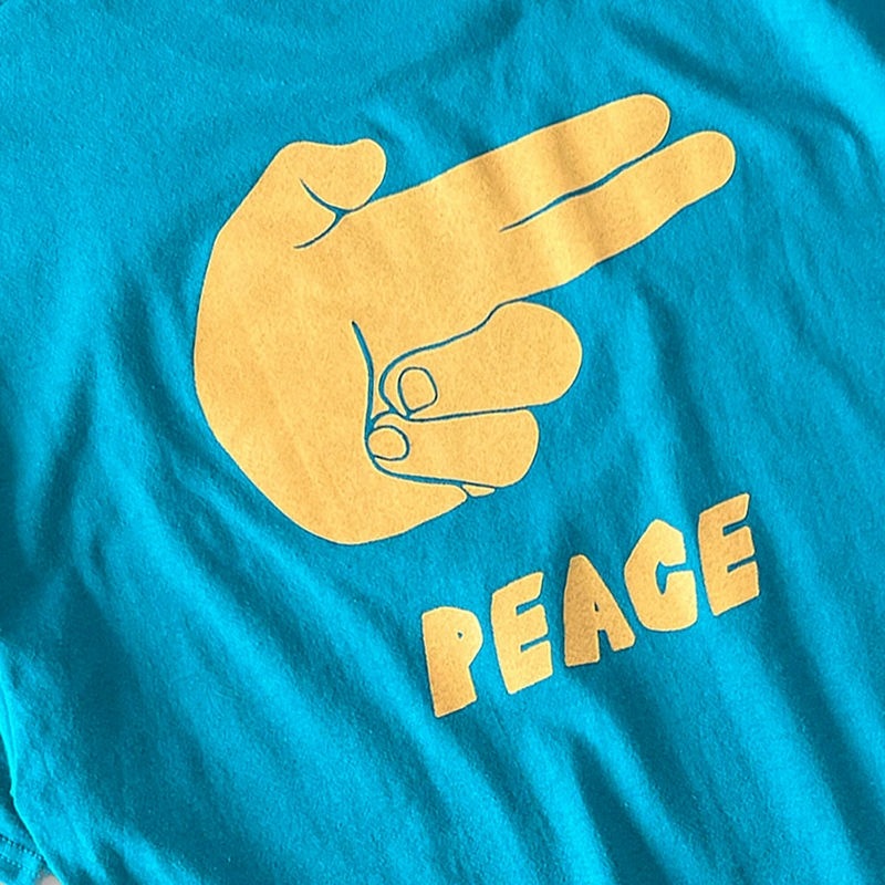 Awesome Climbing Equipment PEACE TEE HIPPIE GREEN