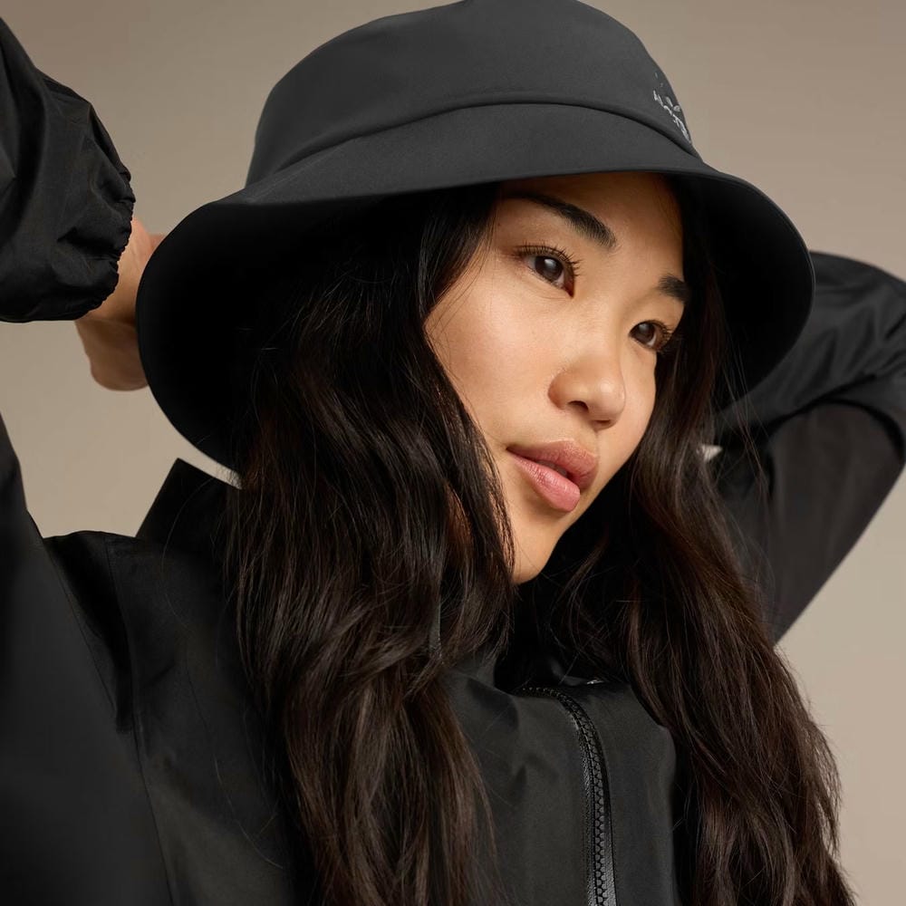 �������ƥꥯ�� �����ꥹ �Х��å� �ϥå� Auris Bucket Hat Black
