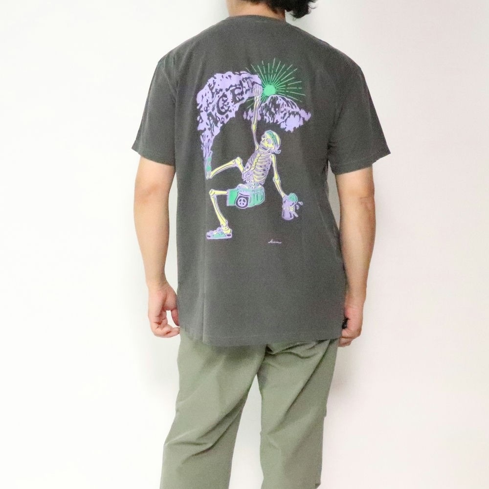 Awesome Climbing Equipment BEER UPRISING TEE