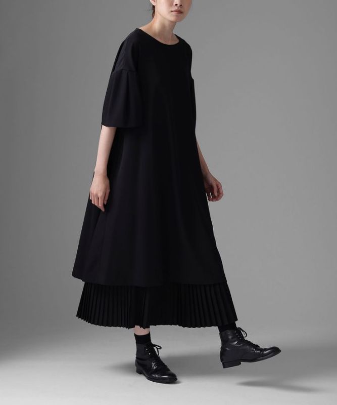 マージワンピース［Chronicle］　袖タックAラインワンピース