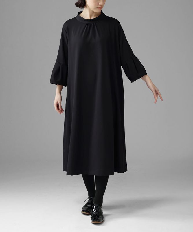 ジェーンドレス [ Chronicle ] ハイネックギャザー襟のブラックドレス
