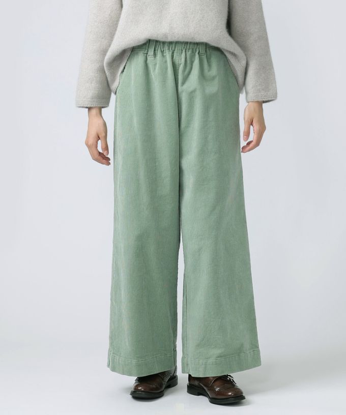 ベルパンツ・F　細コーデュロイ素材のワイドパンツ　