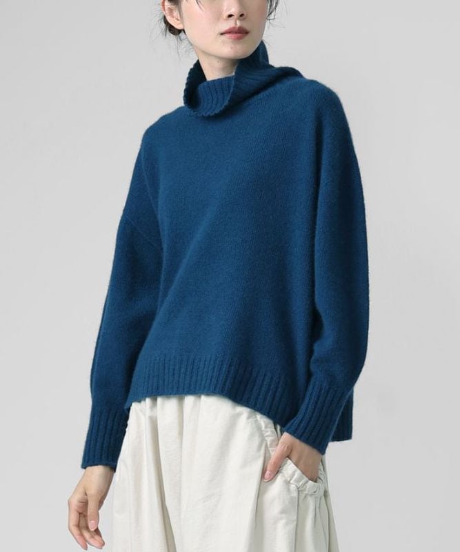 マセルトップ　大きなタートルネックのやわらかニット