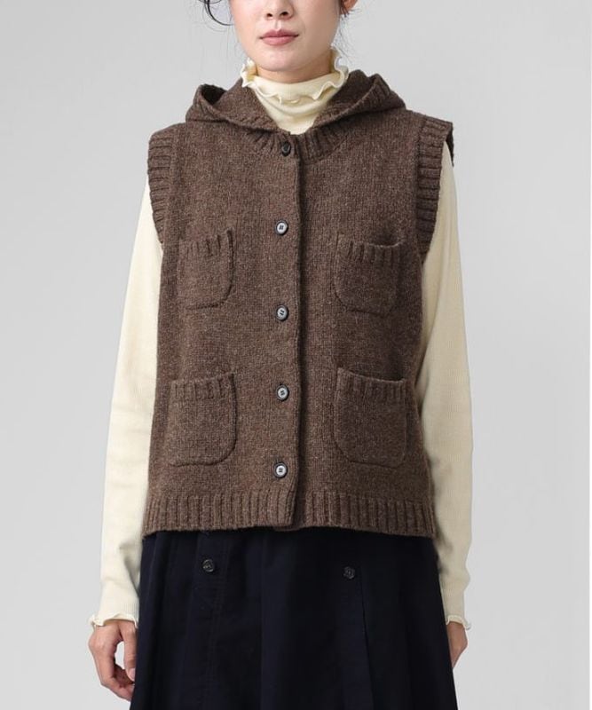 ポリーベスト　ノンミュールグウールのフード付きベスト