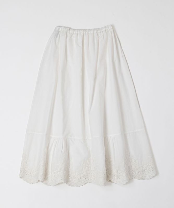 ペチスカートB　カットワーク刺繍レースのインナースカート