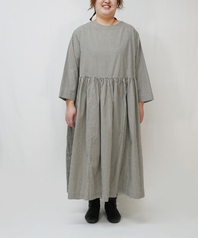 リックスドレス・B4【プラスサイズ】ギンガムチェックのギャザー切り替えワンピース